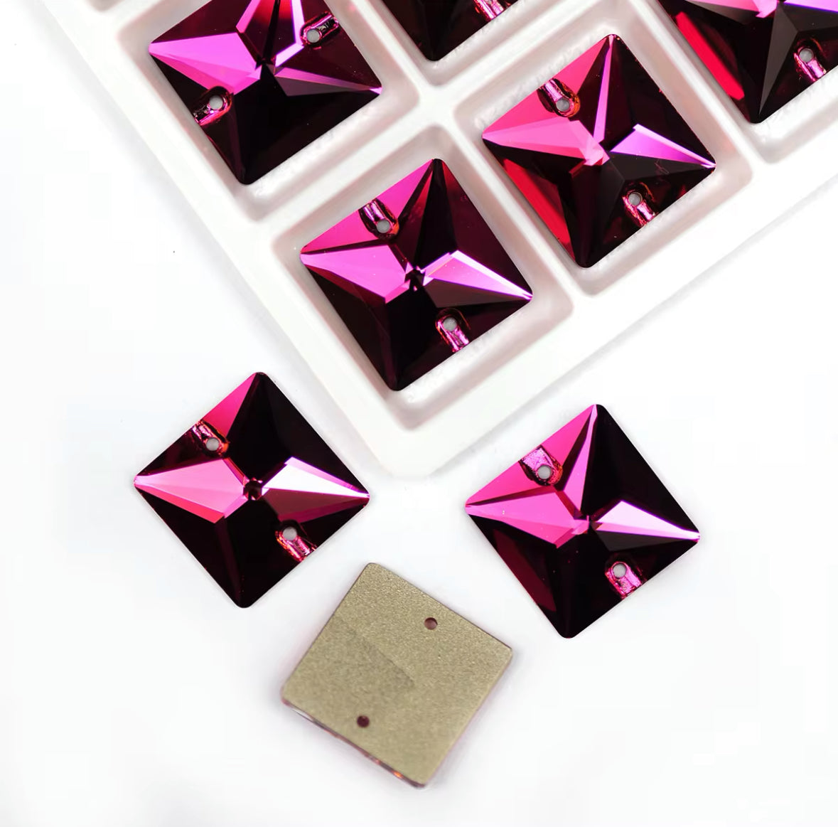 22mm - AAA+ 3240 Square Crystal Flatback Sew On - Fuchsia