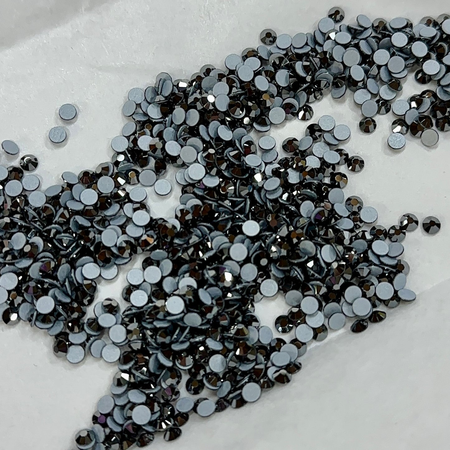 Preciosa Flatback crystal No Hotfix - Jet Hematite