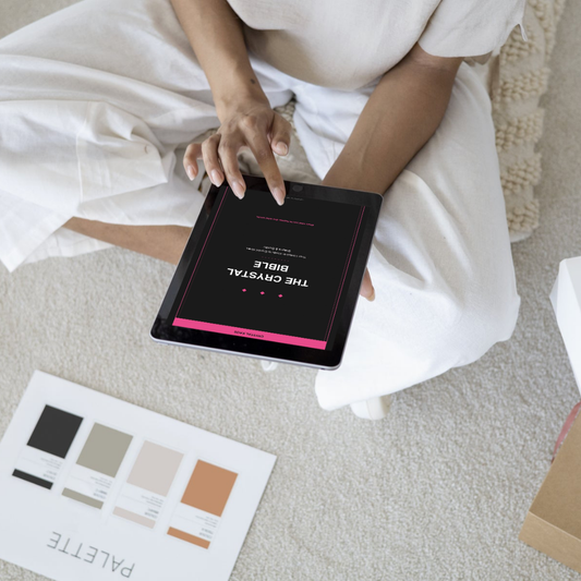 The Crystal Bible: Your Complete Guide to Crystal Sizes, Shapes & Quality