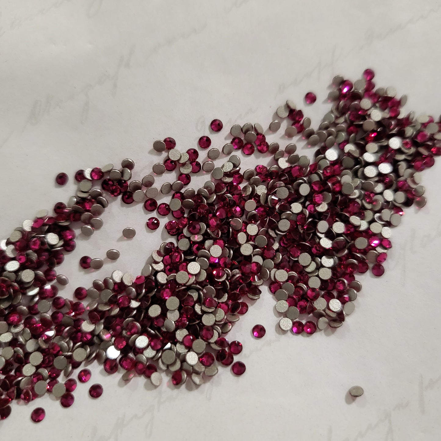 2058 & 2088 SWAROVSKI Crystal Flatback No-Hotfix - Ruby